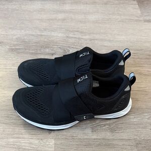 TIEM spin shoes in Black-brand new!